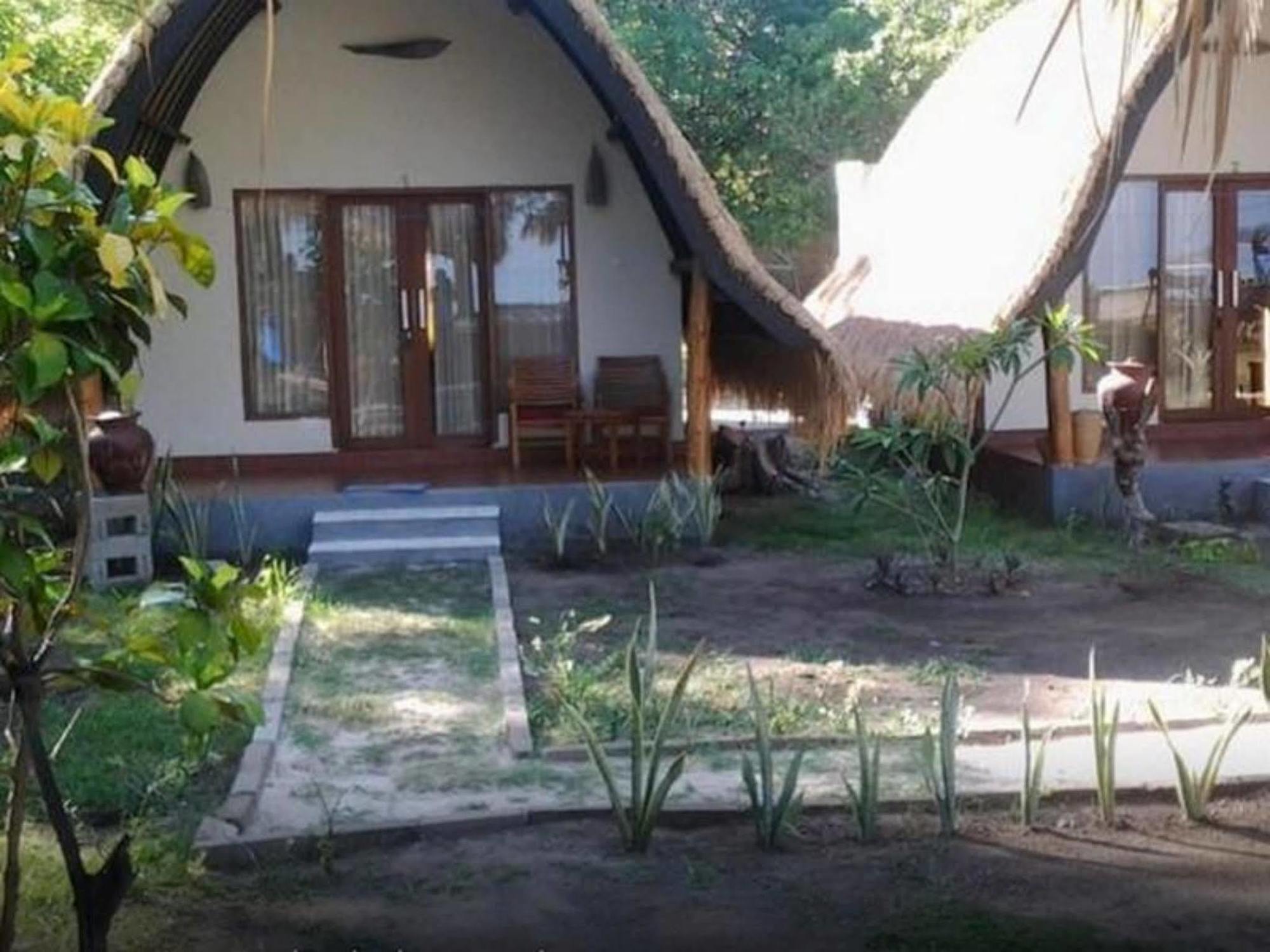 Salili Bungalow Gili Air Eksteriør bilde